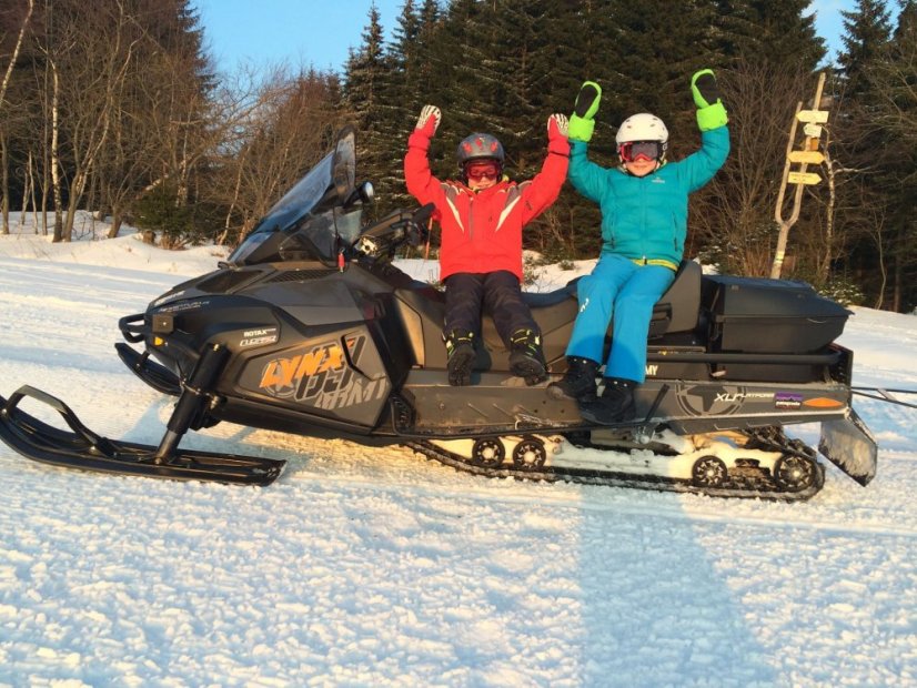 Jízda na sněžném skútru LYNX