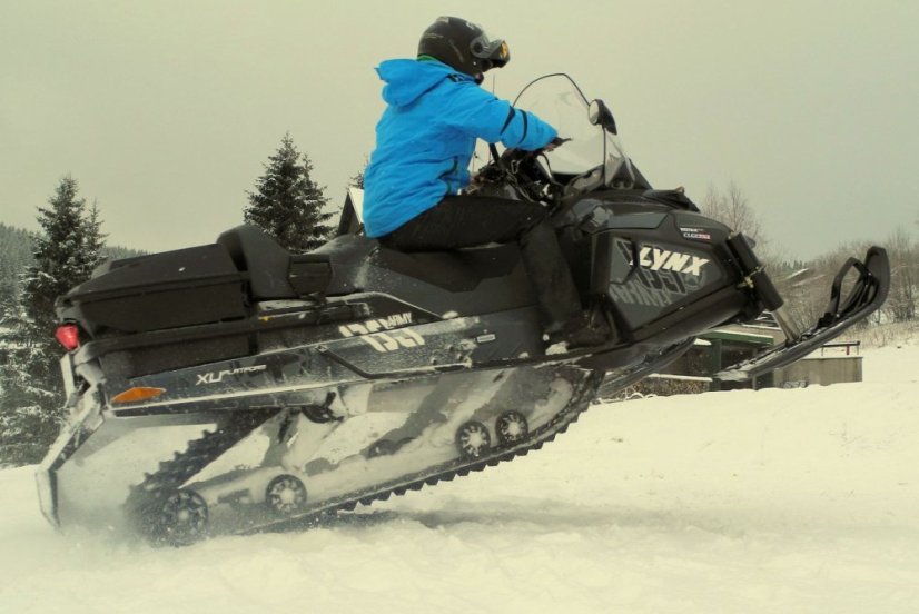 Jízda na sněžném skútru LYNX